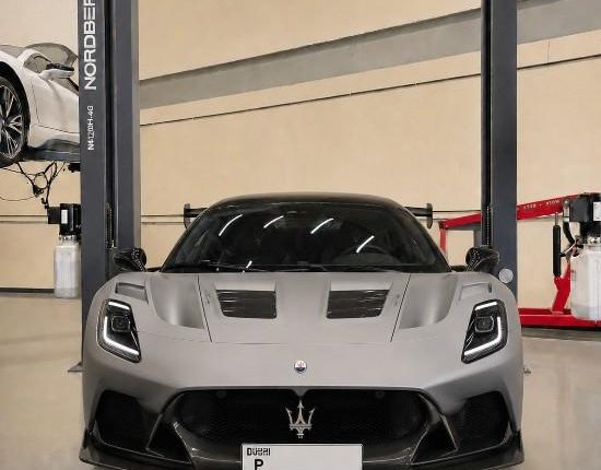 Maserati (2)